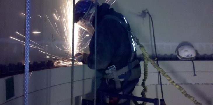 man molding